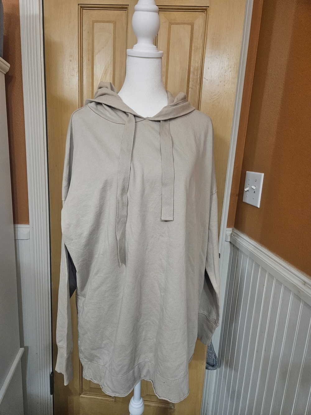 aerie Women's Hooded Lightweight Pullover Sweatshirt in Beige